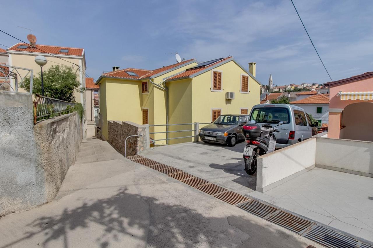 מאלי לוסיניי Apartment Jasna מראה חיצוני תמונה